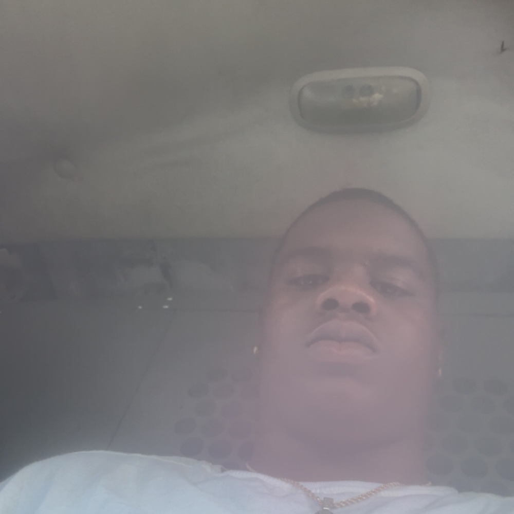 Meet your Posher, Devin